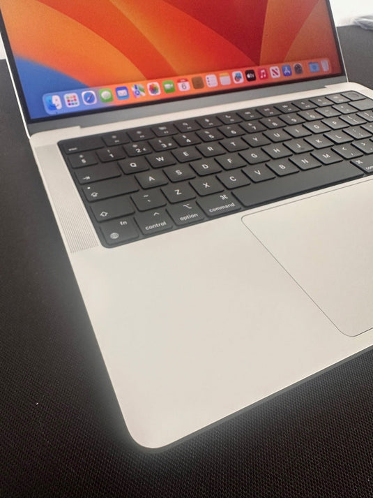 Apple Laptop MacBook Pro - Apple M1 Pro Processor 16GB RAM