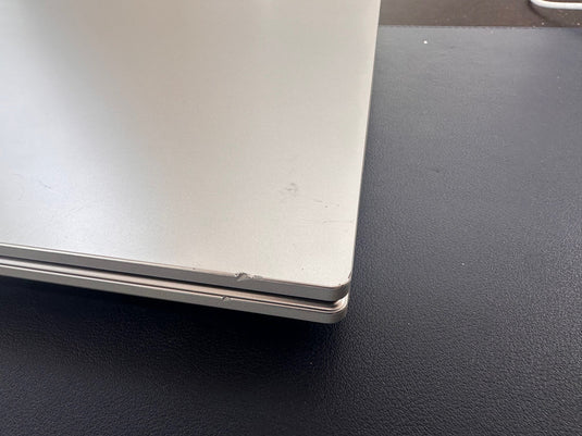 ASUS Laptop VivoBook E1504F - 7th Generation Ryzen 3 8GB