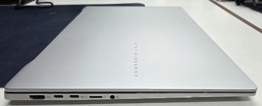 ASUS Laptop VivoBook S16 - AMD Ryzen AI 9 32GB DDR5 RAM 1TB