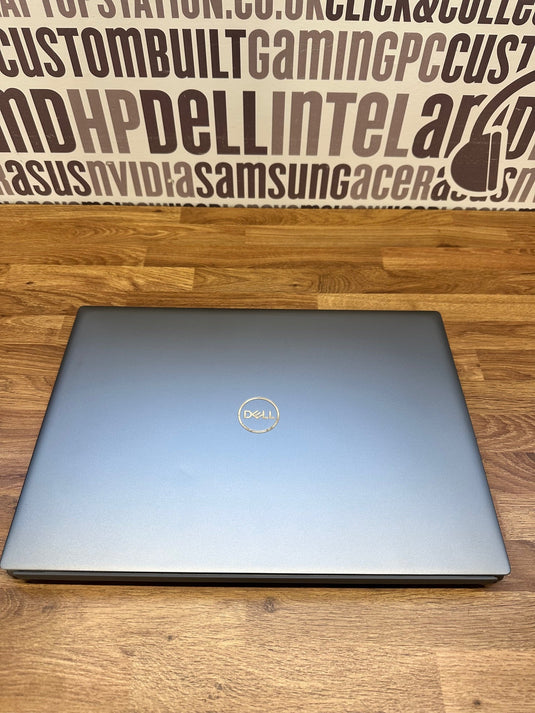 Dell Laptop Vostro 16-5620 - 12th Generation Core i7 16GB