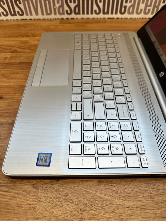 HP Laptop 15-dw0010na - Intel Core i3 8GB RAM 128GB SSD