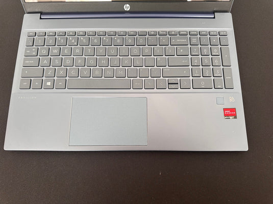 HP Laptop 15-eh0522sa - Quad-Core Ryzen 3 8GB RAM 256GB SSD