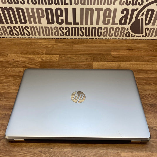 HP Laptop 250 G6 - Intel Core i7 8GB RAM 256GB SSD DVD