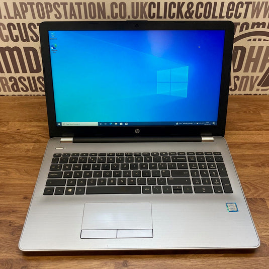 HP Laptop 250 G6 - Intel Core i7 8GB RAM 256GB SSD DVD