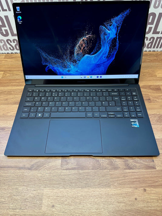 Samsung Laptop Galaxy Book2 - 12th Generation Core i5 8GB