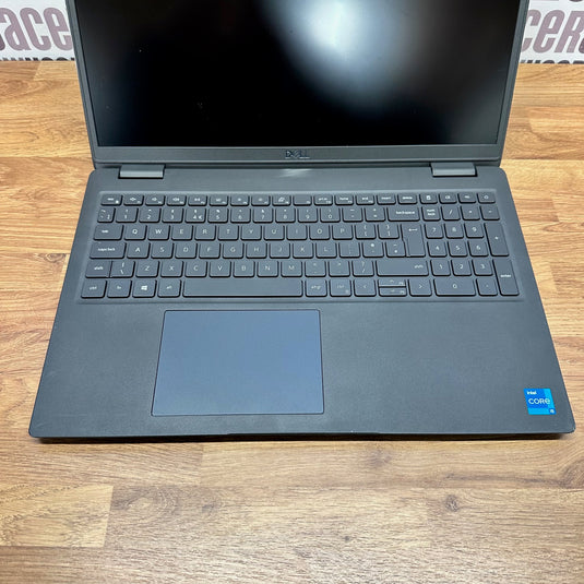 Dell Laptop Latitude 15-3520 - 11th Generation Core i5 16GB RAM 256GB SSD Backlit Keyboard Windows 11 Pro 15.6" FHD Screen