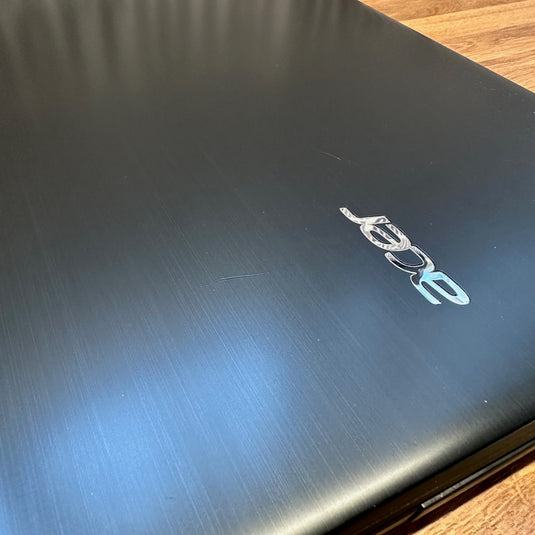 Acer Laptop E5-571 - Intel Core i5 4GB RAM 480GB SSD DVD