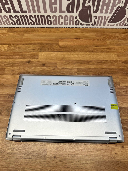 Acer Laptop Swift SF314 - Eight-Core Ryzen 7 16GB RAM 1TB