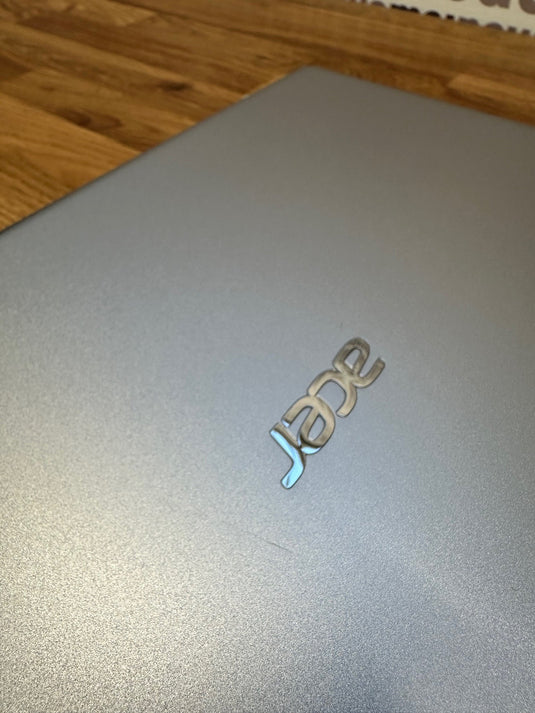 Acer Laptop Swift SF314 - Eight-Core Ryzen 7 16GB RAM 1TB