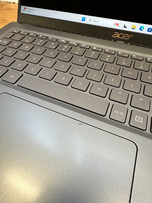 Acer Laptop Swift SF316 - H-Series Core i7 8GB RAM 1TB SSD