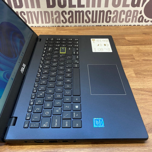 ASUS E510M - Intel Dual-Core 4GB RAM 64GB eMMC 15.6’’ FHD