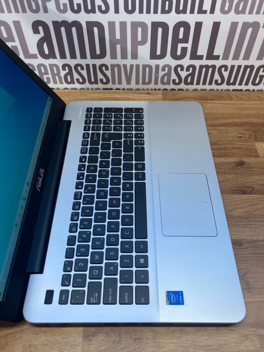 ASUS Laptop X555L - Intel Core i5 8GB RAM 240GB SSD DVD