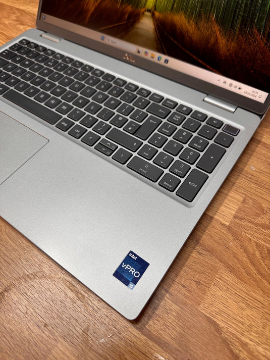 Dell Laptop Latitude 15-5530 - 12th Generation Core i5 16GB