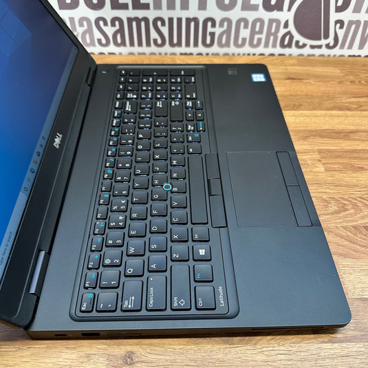 Dell Laptop Latitude 5580 - Intel Core i5 8GB RAM 256GB SSD