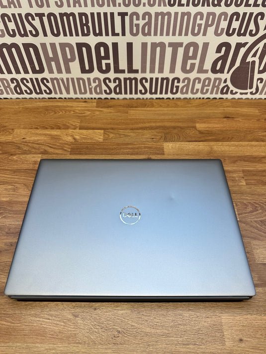 Dell Laptop Vostro 16-5620 - 12th Generation Core i5 16GB