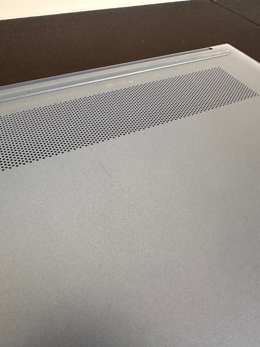 HP Laptop 15-eh0522sa - Quad-Core Ryzen 3 8GB RAM 256GB SSD