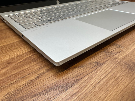 HP Laptop 15-eh1016na - Six-Core Ryzen 3 8GB RAM 256GB SSD