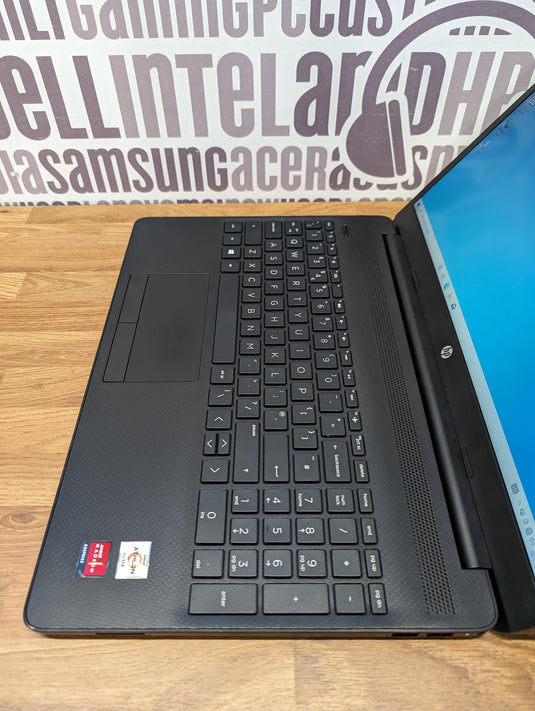 HP Laptop 15-gw0502sa - AMD Dual-Core 8GB RAM 240GB SSD