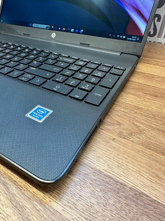 HP Laptop 15s - Intel Quad-Core 4GB RAM 128GB SSD Windows