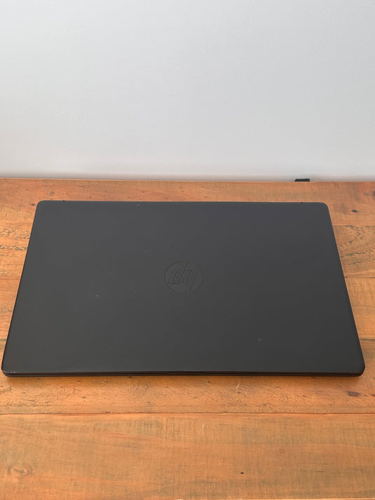 HP Laptop 17-cn0528na - Intel Pentium Gold 8GB RAM 256GB