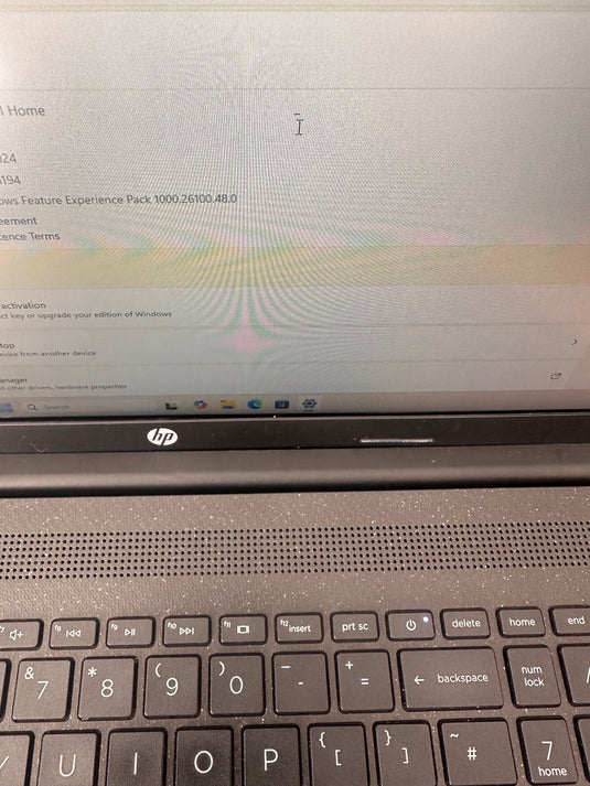HP Laptop 17-cn0528na - Intel Pentium Gold 8GB RAM 256GB