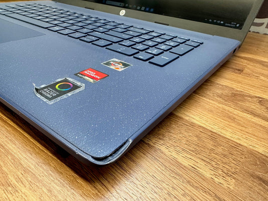 HP Laptop 17-cp0009na - AMD Ryzen 3 8GB RAM 256GB SSD