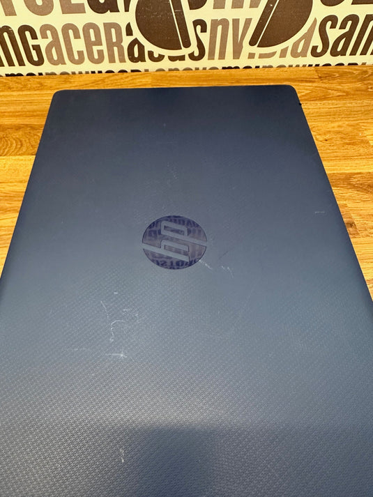 HP Laptop 17-cp0009na - AMD Ryzen 3 8GB RAM 256GB SSD