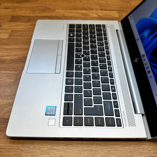 HP Laptop EliteBook 840 G5 - Quad-Core i7 Processor 16GB