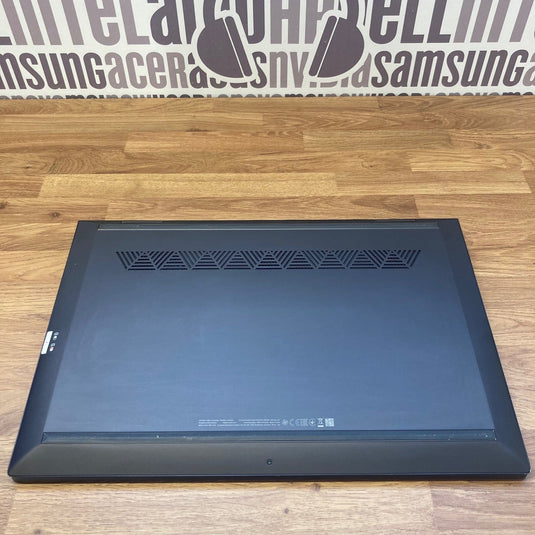 HP Laptop Envy 15-ds0599na - AMD Ryzen 5 8GB RAM 256GB SSD