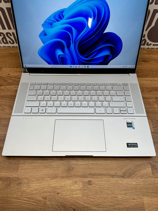 HP Laptop Envy 16-h0000na - 12th Generation Core i7 16GB