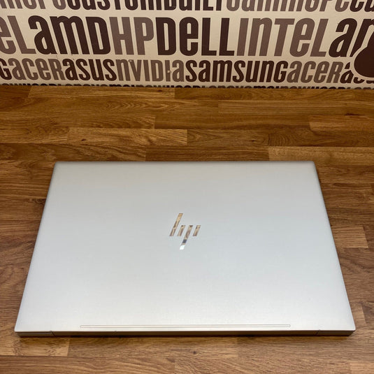 HP Laptop Envy 17-cg1000na - 11th Generation Core i7 16GB