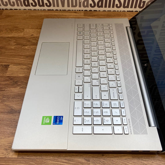 HP Laptop Envy 17-cg1000na - 11th Generation Core i7 16GB