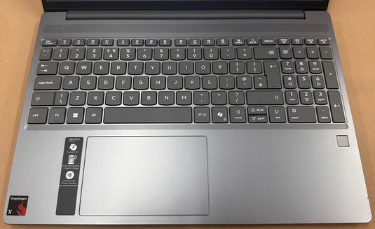 Lenovo Laptop IdeaPad Slim 3x - Eight-Core Snapdragon X