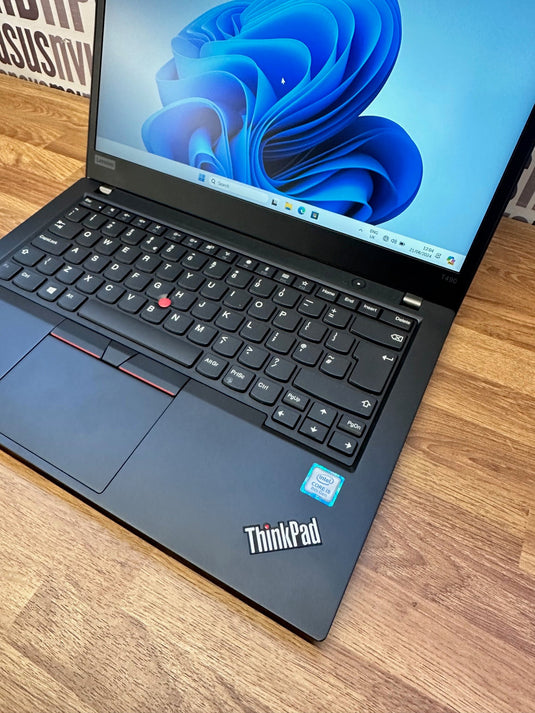 Lenovo Laptop ThinkPad T490 - Intel Core i5 8GB RAM 256GB