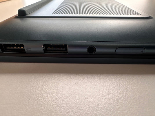 Lenovo Laptop Yoga Pro 7 -AMD Ryzen AI 9 32GB DDR5 RAM 1TB