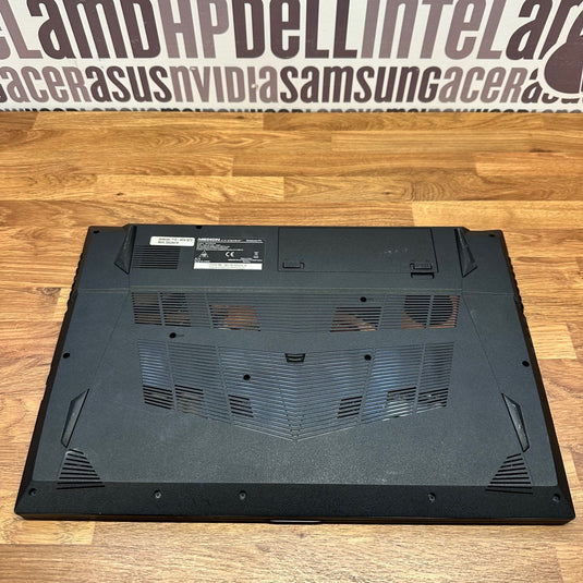 Medion Gaming Laptop Defender P10 - H-Series Core i7 16GB