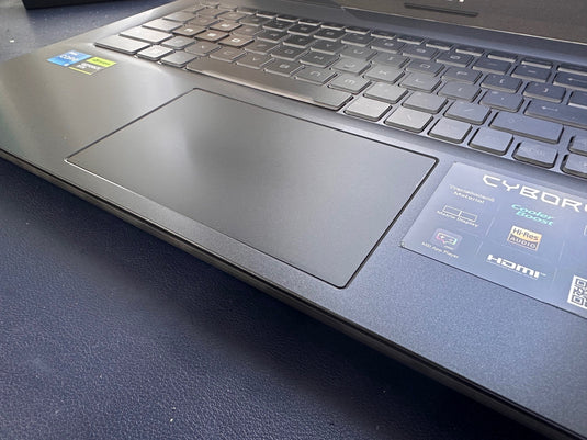 MSI Gaming Laptop Cyborg 15 - 12th Generation H-Series i5