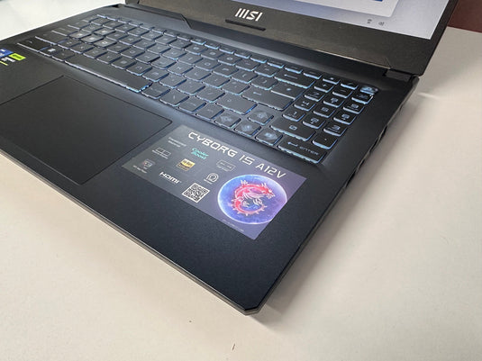MSI Gaming Laptop Cyborg 15 - 12th Generation H-Series i7