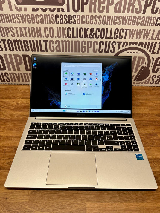 Samsung laptop Galaxy Book 2 - 12th Generation Core i3 8GB